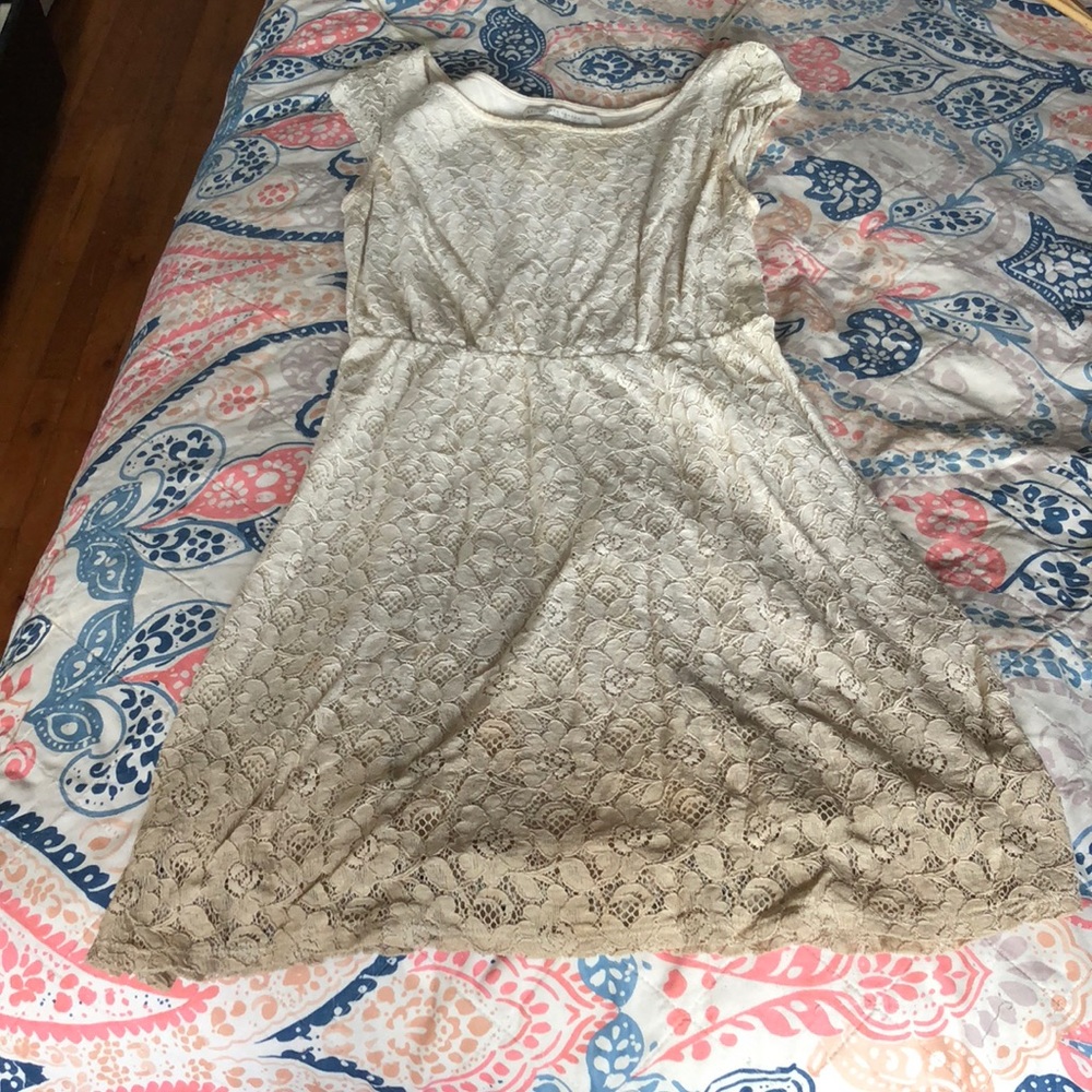 Lauren Conrad lace cream & tan ombré dress